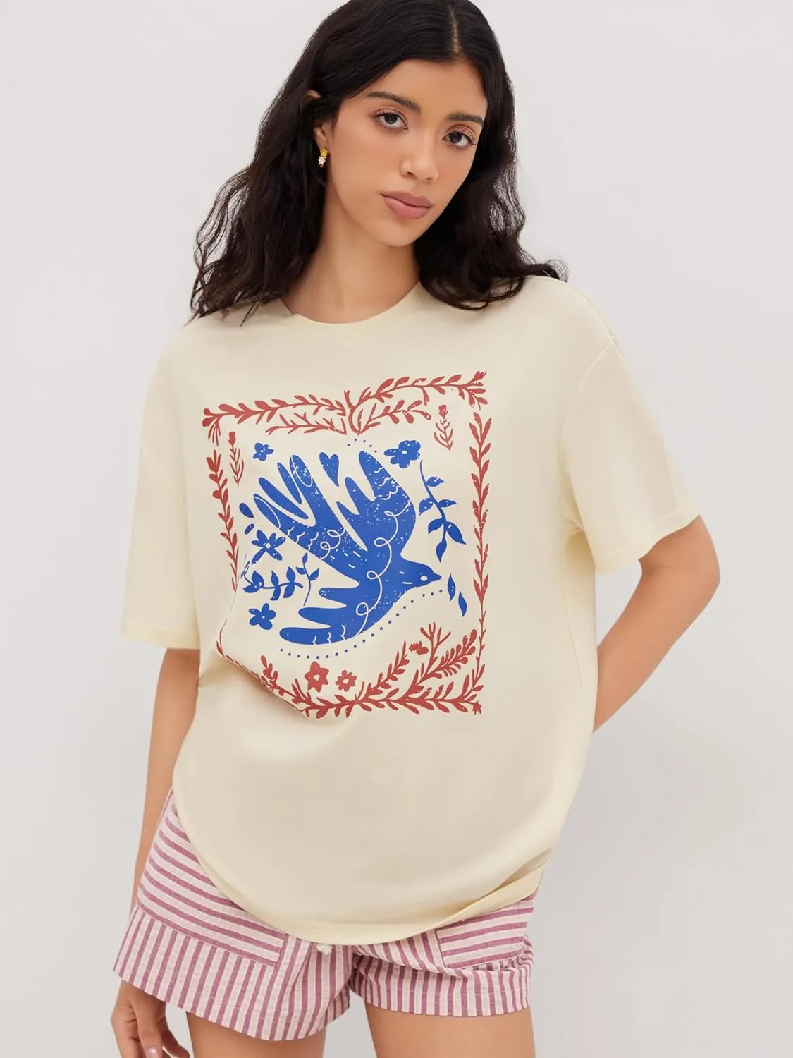 CIDER Graphic Tees for Women Floral Print Crew Neck Oversized T Shirt Short Sleeve Casual Loose Fit Top