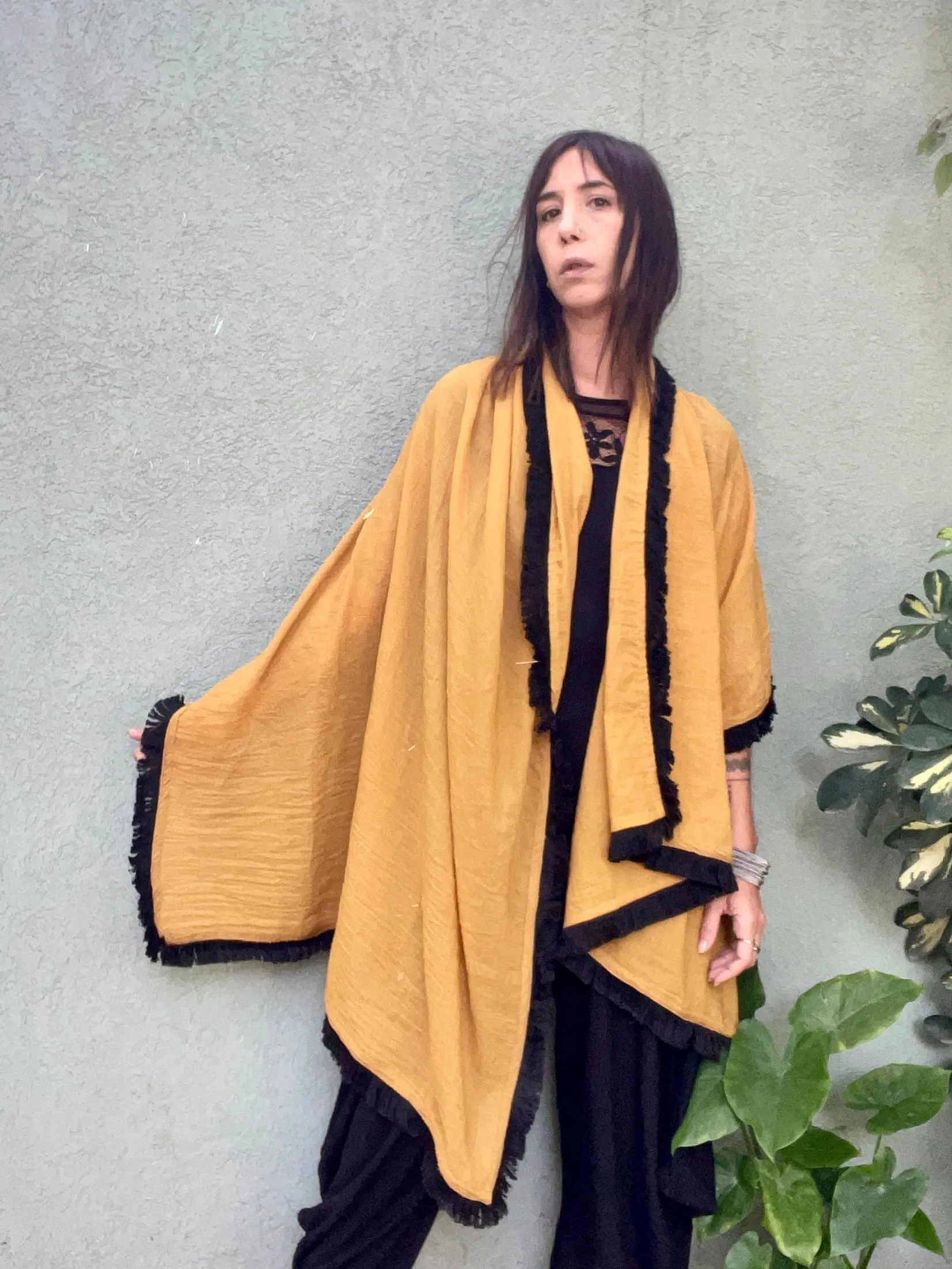 Fringed scarf -  Yellow & Black