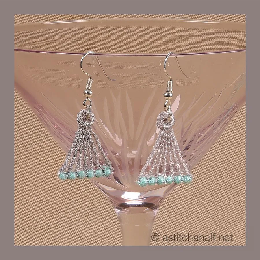 Tess Freestanding Lace Earrings