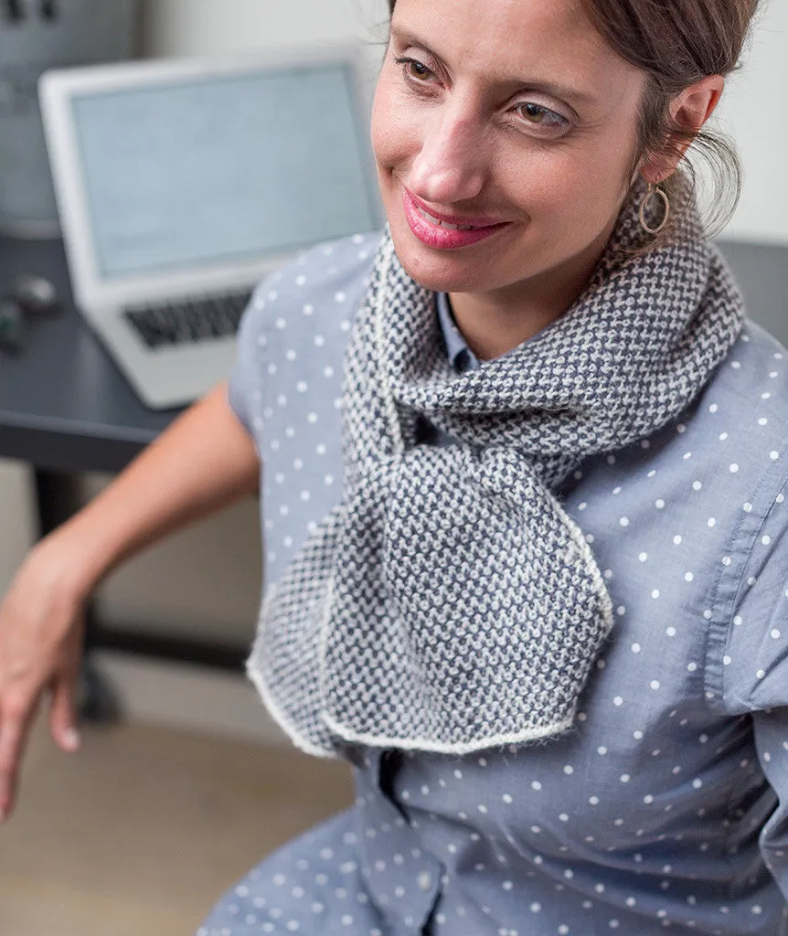 Two-Tone Twill Scarf Pattern